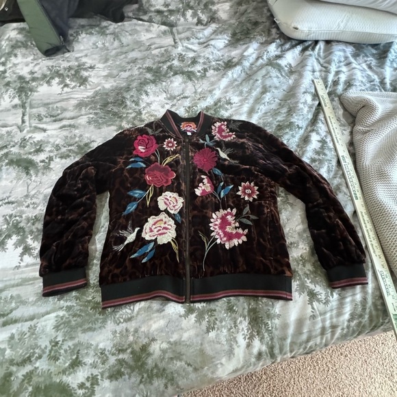 Johnny Was Black Bomber Jacket with Floral Embroidery - Picture 14 of 16